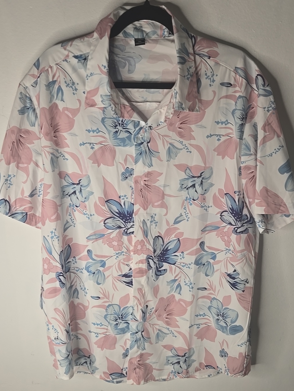 MaFINITY Men's Short-Sleeve Floral Button-Down Shirt - Pink & Blue